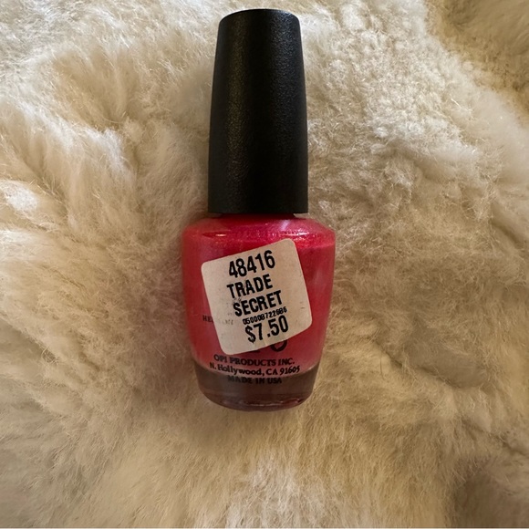 O•P•I Nail Polish LADIES & MAGENTA-MEN - Picture 2 of 3